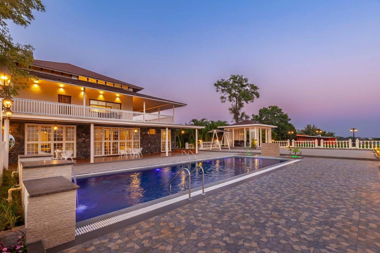Stayvista'S Lake La Vie - Tranquil Lake-View Villa Amidst Farmland With Pool And Poolside Gazebo - Proximity To Sula Nashik Zewnętrze zdjęcie