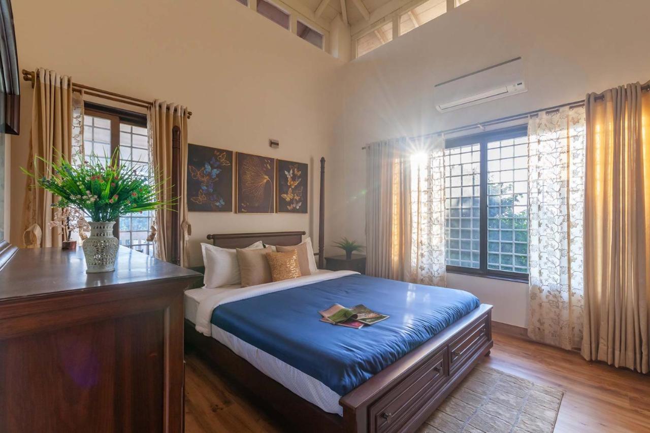 Stayvista'S Lake La Vie - Tranquil Lake-View Villa Amidst Farmland With Pool And Poolside Gazebo - Proximity To Sula Nashik Zewnętrze zdjęcie